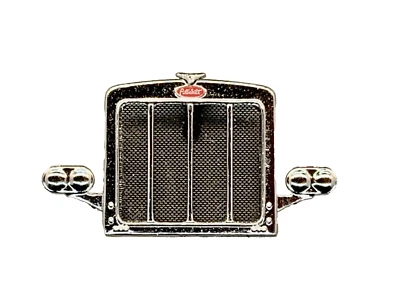 1/64 DCP PARTS CHROME PETERBILT 359 DUAL ROUND LIGHT GRILL - Image 1 of 3