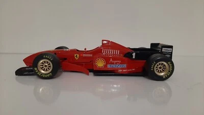 FERRARI F310 - Schumacher 1996 - Bburago scala 1:24 - Immagine 1 di 4
