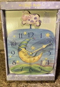 Hey Diddle Diddle 10" x 13" Reloj de Pared Saltar Vaca Péndulo Luna Nueva Tenedor Cuchara - Imagen 1 de 8