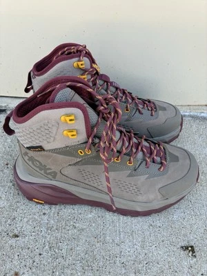 Hoka One One Sky Kaha para mujer iris negro/zafiro azul EE. UU. 8,5 Foto 1 de 4