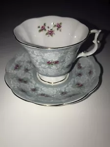 Royal Albert English Bone China "True Love" Teetasse & Untertasse Vintage Floral - Bild 1 von 8