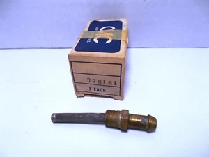OMC EVINRUDE JOHNSON P/N 376161 / 0376161 OEM NIPPLE & SCREW NOS - Bild 1 von 3