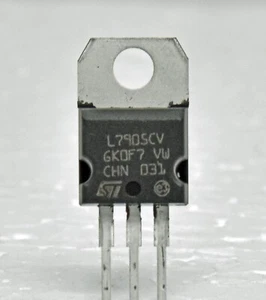 5 Stück Spannungsregler IC L7905CV Vo = -5V 1A TO-220 * 7905 ST - Bild 1 von 3