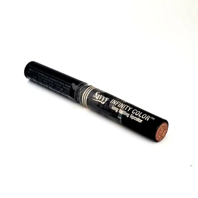 Color de labios de larga duración Savvy Infinity Color - Gamuza cepillada Foto 1 de 3