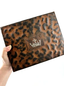 CAJA CORONA DE HIERRO GRANDE MARTILLADA GRANDE 9x7 FORJADA A MANO Jan Barboglio DE COLECCIÓN - Imagen 1 de 18