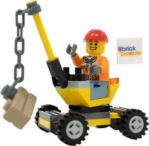 LEGO City: Construction Worker Minifigure with Small Crane - Picture 1 of 7