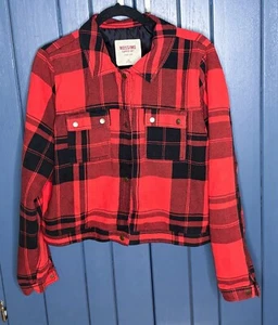 Chaqueta corta a cuadros roja negra búfalo para jóvenes XXL Emo Grunge Punk Whimsigoth - Imagen 1 de 6