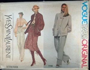 VINTAGE VOGUE PARIS ORIGINAL - YVES SAINT LAURENT - #1749 - Picture 1 of 2