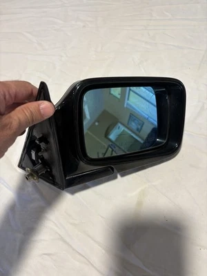 1989 1990 1991 1992 BMW 525I 530i OEM Right Passengers Side Mirror Power Black - Image 1 of 4