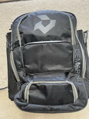 Demarini 4 球棒包黑色和灰色 — 第 1/4 张图片