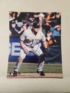 Autographed New York Yankee Unknown Player Large Picture 20x16 With Plastic Covr - Picture 1 of 13