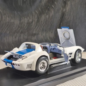 1964 Chevrolet CORVETTE "GRAND SPORT" #12 Road Signature 1:18 Scale Diecast - Picture 1 of 24