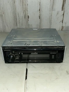 Kenwood Single Din Coche Estéreo KDC-BT22 Reproductor de CD Bluetooth USB AUX AM FM - Imagen 1 de 2