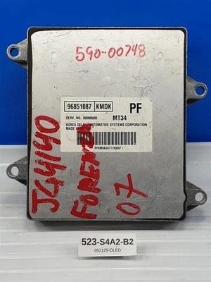 2007 Chevrolet Optra Engine Control Unit ECU 96851087 OEM 523s4a2b2 - Image 1 of 4