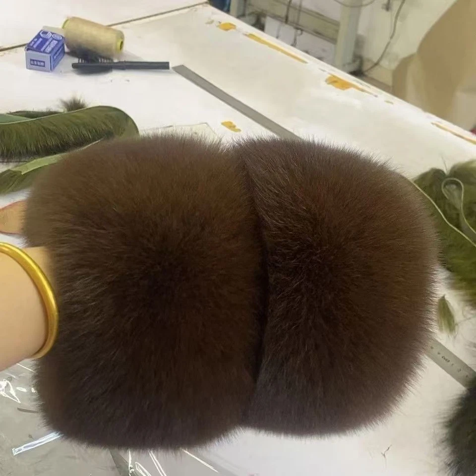 Mangas puños de piel de zorro real un par de accesorios negros a juego con chaqueta Foto 1 de 4