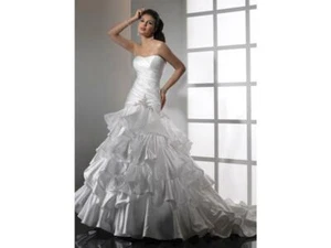 $1799💕 MAGGIE SOTTERO MIDGLEY COUTURE 💕 12 SATIN JEWELED CORSET WEDDING DRESS - Picture 1 of 6