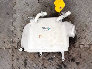 14-17 MERCEDES MAYBACH S550 W222 RIGHT ENGINE RH SIDE INTERCOOLER RADIATOR OEM - Picture 1 of 6