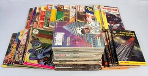 SCIENCE FICTION 42 pulp magazines cool covers ANALOG, Astounding, New Worlds etc - Picture 1 of 14