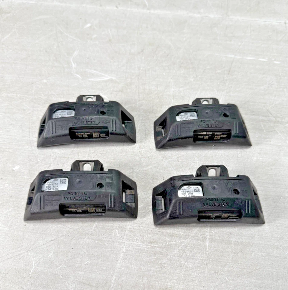 Freightliner Cascadia 2023 Bendix CVS K141480 TPMS sensores negro serie X4 Foto 1 de 4