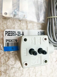 PSE550-28-A Low SMC Pneumatik Differenz Druckschalter  - Bild 1 von 4