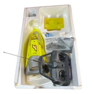 Hobby Zone Zig Zag Racer 2 RTR Yellow Easy Control RC Boat Original Box Untested - Image 1 of 4