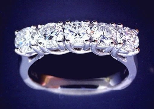 1.27 ct, 5 Stone Round cut Diamond Lucida Band, 18k Wedding Anniversary Ring - Image 1 of 1