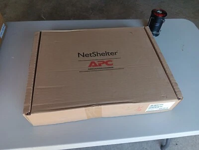 Server Networking APC Rack Shelf NetShelter - Image 1 of 2