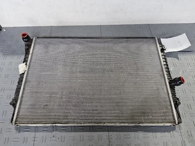 Volkswagen Jetta 2012-2018 sedán radiador 1,8 L para modelos base con motor de gasolina Foto 1 de 4