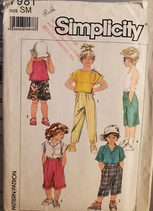 Vintage Simplicity Muster 7981 Kinder locker sitzende Baggies Größe SM Taille 20-1/2 ungeschnitten - Bild 1 von 2