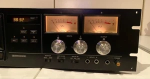 TASCAM 112 MkII High-end cassette deck Three motors Operation Tested - Picture 1 of 4