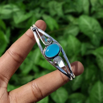 Brazalete brazalete de una piedra con piedras preciosas de calcedonia aguamarina enchapado en plata 925 joyería unisex Foto 1 de 4