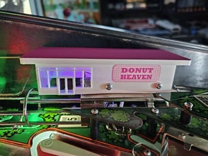 Williams ""The Getaway - High Speed II"" Donut Heaven máquina de pinball mod - Imagen 1 de 19