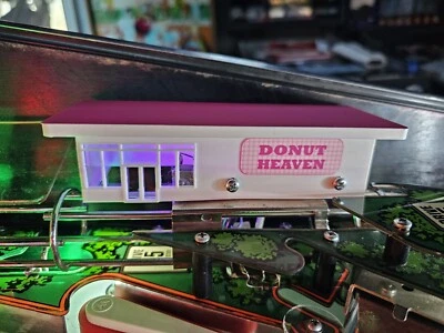 1992 Williams "The Getaway - High Speed II" Donut Heaven Pinball Machine Mod - Imagem 1 de 4