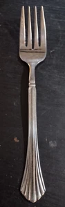 ONE Cambridge DANICA 7" Salad Fork - Picture 1 of 2