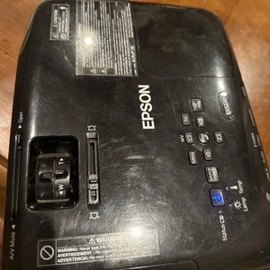 Epson EX5220 Wireless XGA 3LCD Projector 📡 HDMI, USB-A/B, Audio In – Black - Picture 1 of 6