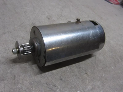 Harley '52-'81 Sportster generador con engranaje, funciona bien, buen estado, #4473 Foto 1 de 4