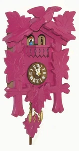 Kuckulino Schwarzwalduhr mit Quarzwerk und Kuckuckruf, dre.. TU 2018 PQ pink NEU - Bild 1 von 1