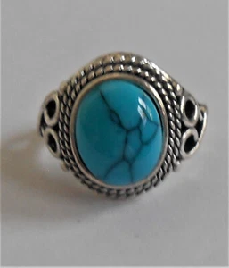 SILVER CELTIC DESIGN BLUE OVAL FAUX TURQUOISE RING SIZE 8 NWOT - Picture 1 of 2