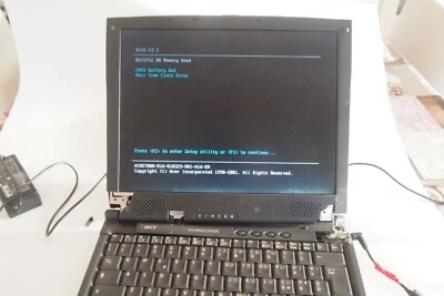 Acer Travelmate 201 ter + alimentatore originale - Immagine 1 di 4