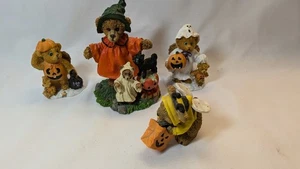 Halloween Trick or Treat Bären einer im Kürbiskostüm & einer im Geisterkostüm  - Bild 1 von 15