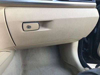 Бардачок 2016 BMW 428i 903629 - Изображение 1 из 4