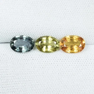 2.60 ct BEST GRADE "YELLOW GREEN"  NATURAL SAPPHIRE  Oval 3pcs / 4916 SPL - Picture 1 of 2