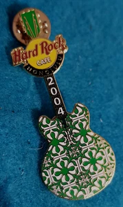 HONOLULU HAWAIIAN GREEN QUILT PATTERN GUITAR Hard Rock Cafe PIN - Picture 1 of 1