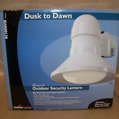 RC100MVW Dusk to Dawn Outdoor Security Lantern - Image 1 of 1