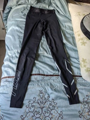 2XU Accelerate Compression Tights Black / Silver Nylon / Lycra Mens Small Tall - Image 1 of 4