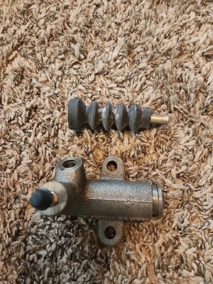 1986-1991 Mazda RX-7  Clutch Slave Cylinder - Image 1 of 4