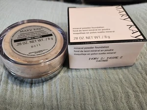 Mary Kay Fondotinta Minerale in Polvere AVORIO 2 ~ Nuovo con scatola - Foto 1 di 2