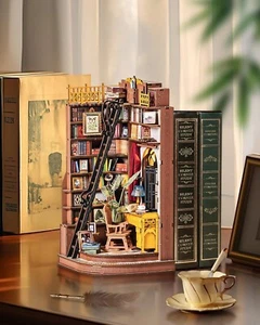 Rolife Silent Corner Study Book Nook Kit 3D Holzpuzzle Modell Bastelset Geschenke - Bild 1 von 8