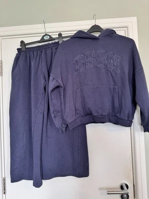Navy Boo Hoo Wide Leg Tracksuit Size M Petite - Image 1 of 3