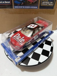 AUTOGRAPHED Dale Earnhardt Jr. #8 2004 1/24 Nascar Diecast - Picture 1 of 5